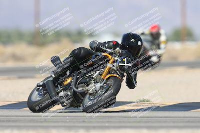 media/Oct-13-2025-Moto Forza (Mon) [[a66d839500]]/3-B Group/Session 3 (Turn 16)/